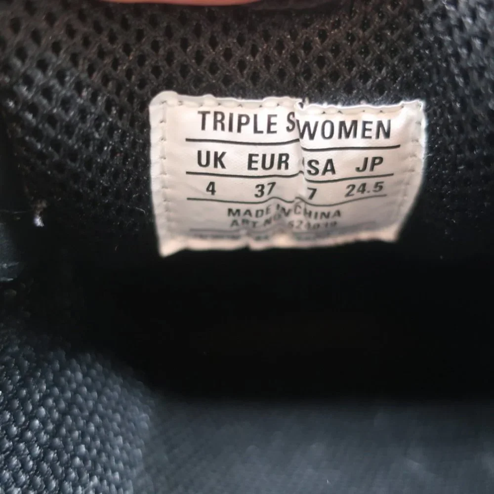 BALENCIAGA TRIPLE S SNEAKERS WHITE/BLACK/NEON GREEN SIZE 37 - Picture 11 of 12